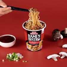 CUP NOODLES RAMEN BISTRO KOREAN GOCHUJANG BEEF 3.10 OZ - Image 2