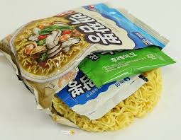 NONGSHIM WHITE JJAMPPONG SEAFOOD FLAVOR 3.31 OZ - Image 2